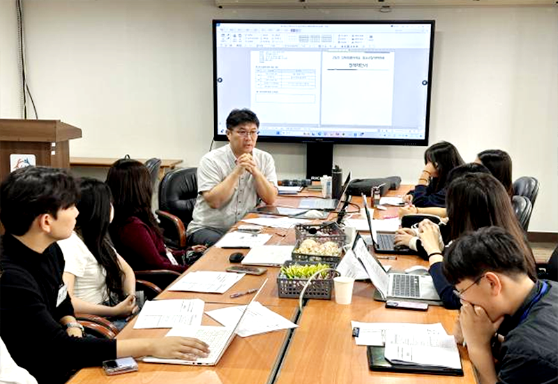 전문가 컨설팅 사진